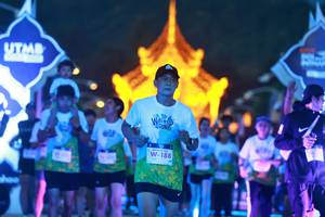 BIB: 188
                            <button type="button" onclick="openModal(22341670)" class="btn btn-primary btn-sm float-right btn-popup" data-toggle="modal" data-target=".modal-high-quality">
                        <i class="fas fa-shopping-cart"></i> Add to Cart
                    </button>
                                            <button type="button" onclick="isThisMe(22341670, true)" class="btn btn-success btn-sm float-right btn-popup btn-isme hidden" data-toggle="tooltip" data-placement="bottom" title="นี่คือรูปของคุณใช่ไหม คลิกที่นี่เพื่อเอาเข้าอัลบั้ม">
                        <i class="fas fa-plus"></i> Add to album
                    </button>
                    <button type="button" onclick="isThisMe(22341670, false)" class="btn btn-warning btn-sm float-right btn-popup btn-isnotme hidden">
                        <i class="fas fa-ban"></i> Remove from album
                    </button>